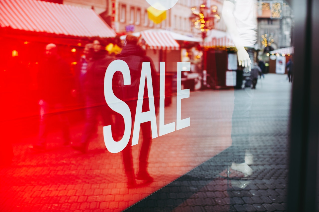 4 Ways to Prepare Your Sign Company for Sale