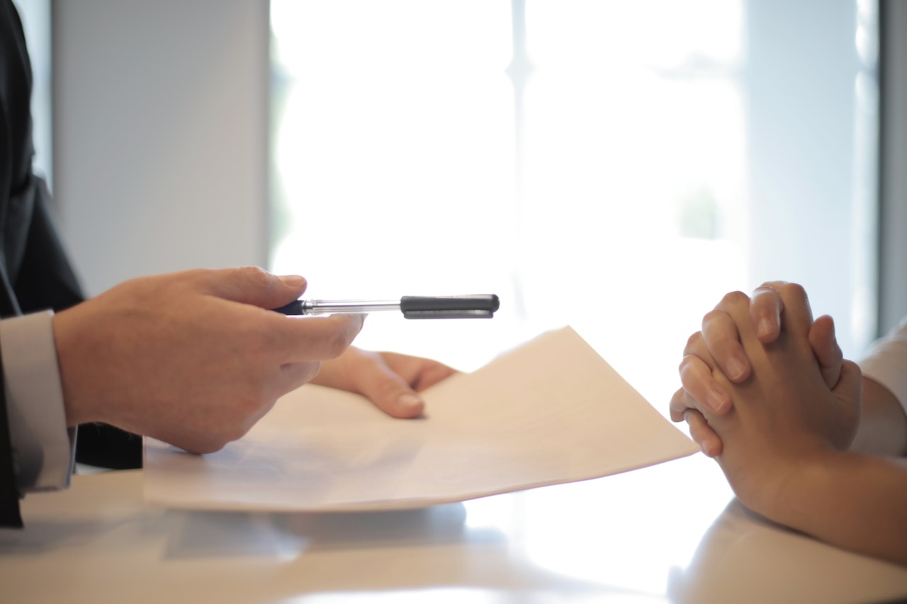 Five-ways-to-Guarantee-payment-when-financing-the-sell-of-your-business.