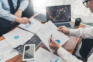 What is The Role of a Business Broker? 1 AdobeStock 307991970