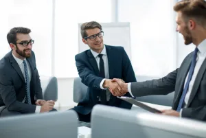 How to Make an Offer to Buy a Business 4 AdobeStock 218894289