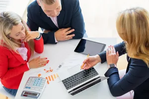 Can a Business Broker Help You Buy a Business? 1 AdobeStock 253033330